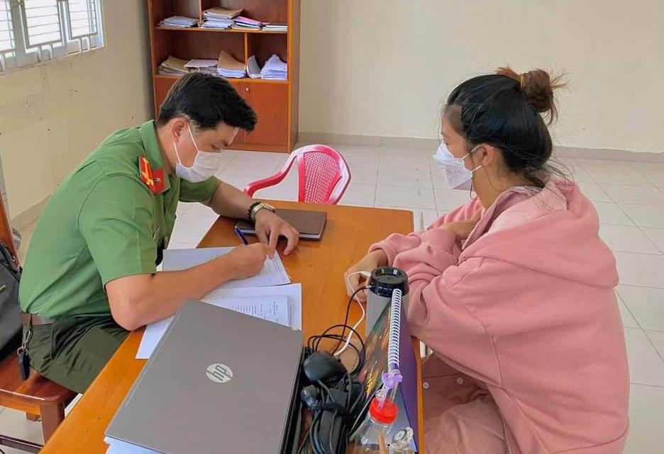 Để lấy lại tiền bị lừa đảo qua mạng cần nhanh chóng trình báo cơ quan chức năng Để lấy lại tiền bị lừa đảo qua mạng cần nhanh chóng trình báo cơ quan chức năng