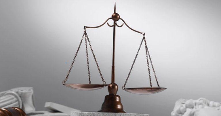 Công lý sẽ được thực thi bởi một luật sư tố tụng tâm huyết và trách nhiệm với nghề Công lý sẽ được thực thi bởi một luật sư tố tụng tâm huyết và trách nhiệm với nghề