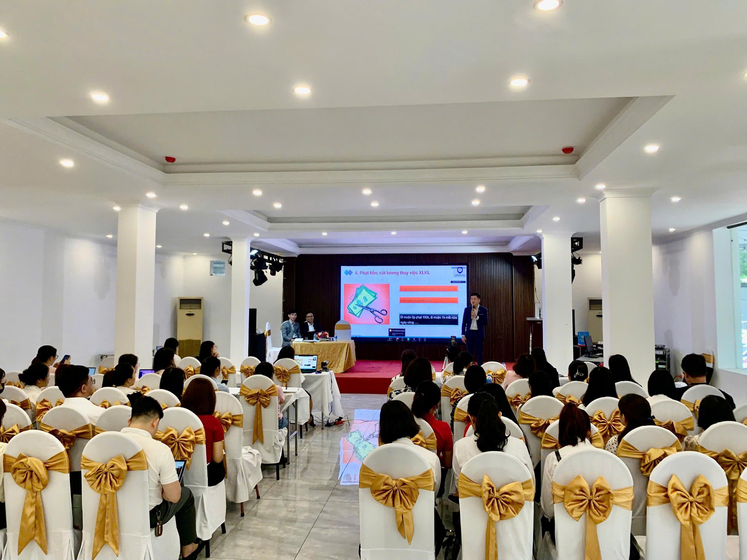 Hội nghị tư vấn doanh nghiệp của Công ty Luật Phú Thọ Hội nghị tư vấn doanh nghiệp của Công ty Luật Phú Thọ