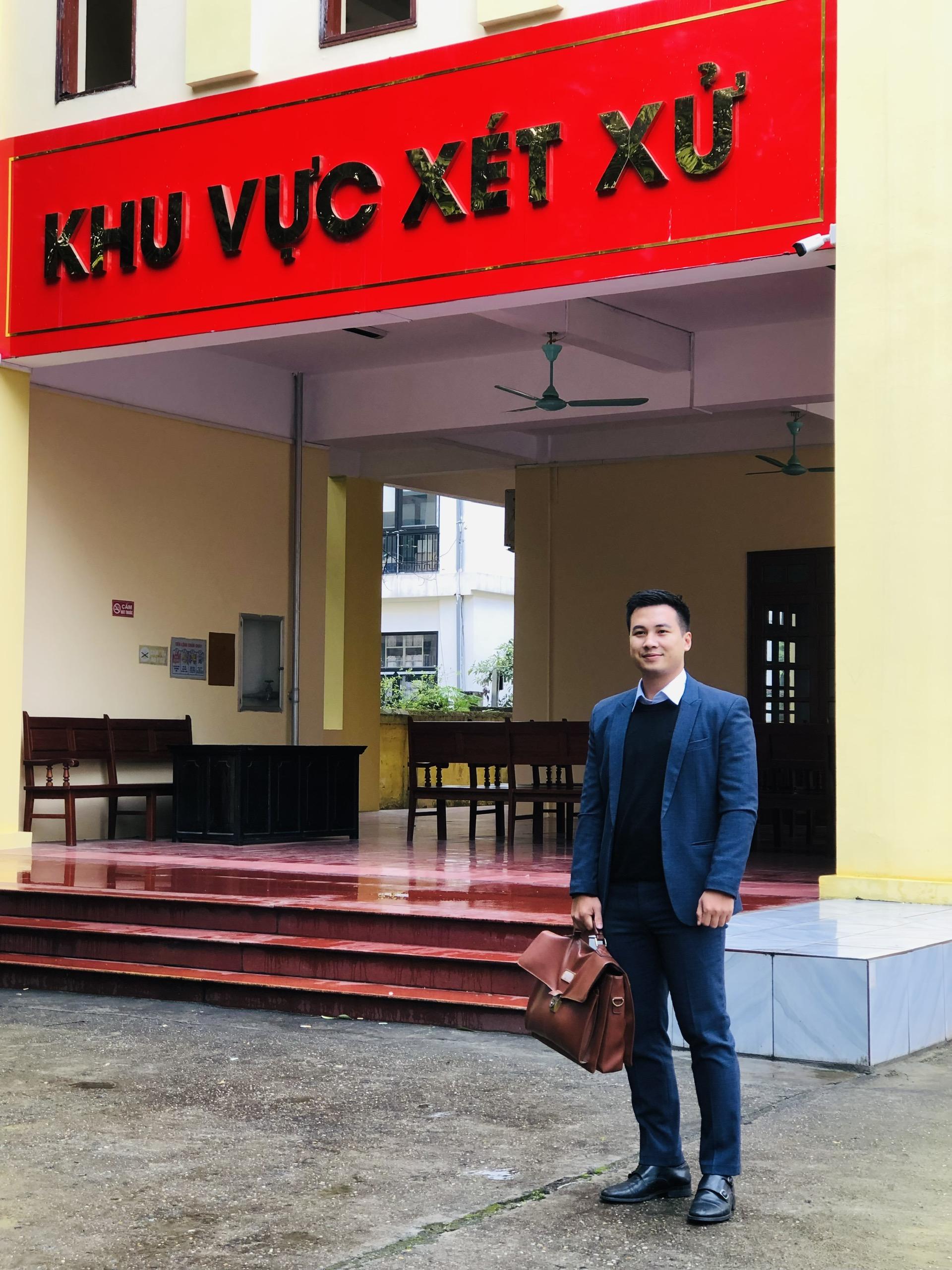 Luật sư giải quyết các vụ tranh chấp đất đai ở Phú Thọ luôn đồng hành cùng khách hàng Luật sư giải quyết các vụ tranh chấp đất đai ở Phú Thọ luôn đồng hành cùng khách hàng