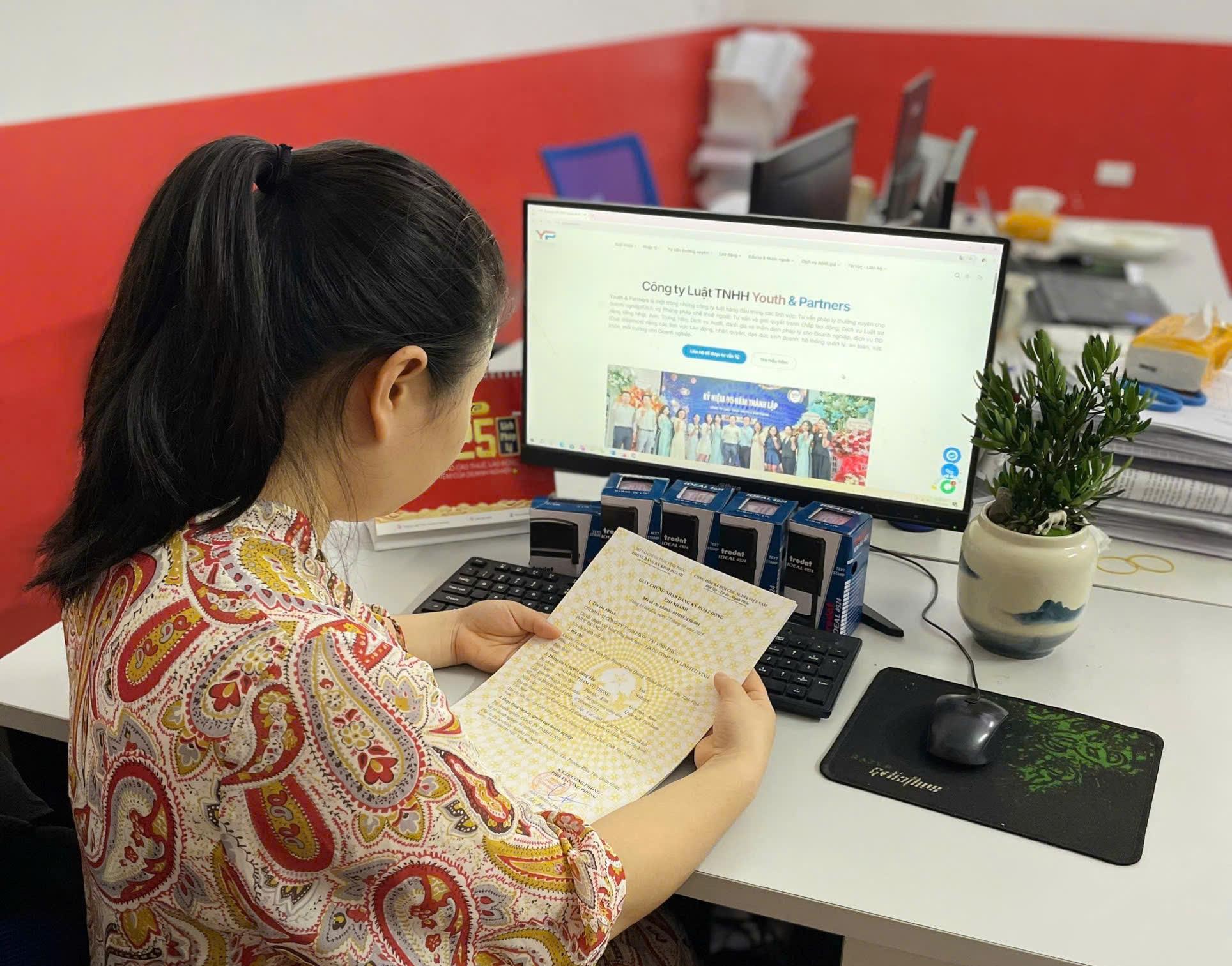 Luật sư YP hoàn thành giấy phép đăng ký kinh doanh cho khách hàng Luật sư YP hoàn thành giấy phép đăng ký kinh doanh cho khách hàng