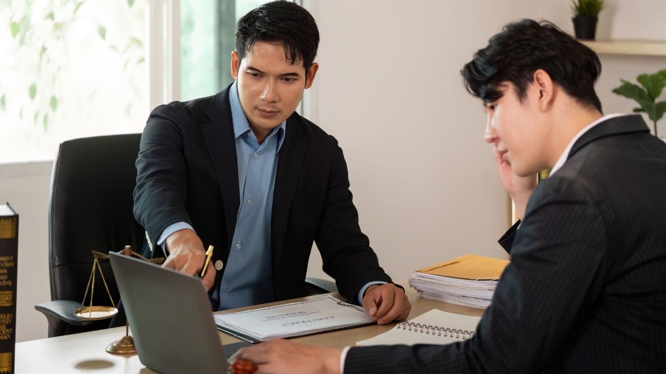 Dịch vụ luật sư chuyên nghiệp chỉ ra vướng mắc của khách hàng