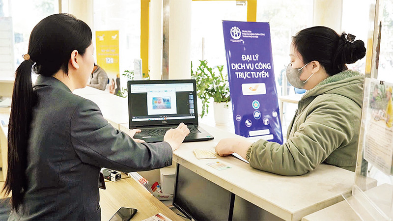 Dịch vụ xin giấy phép con - Nhận và bàn giao kết quả giấy phép con cho khách hàng