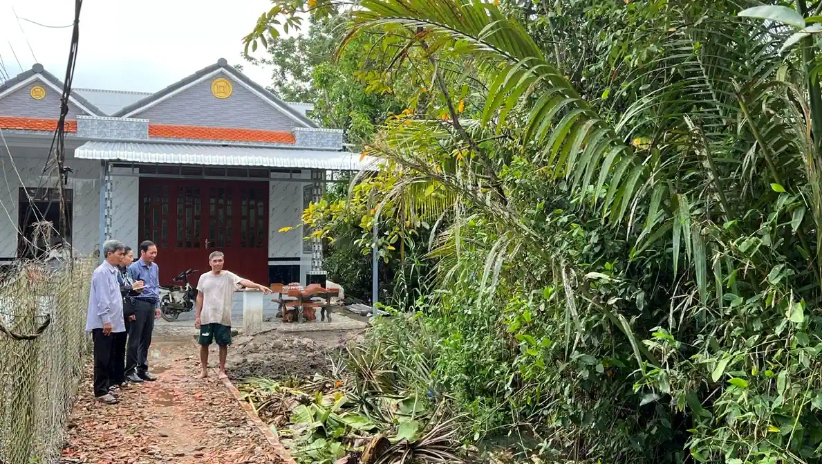 Giải quyết tranh chấp đất đai về xây dựng lấn chiếm đất hàng xóm