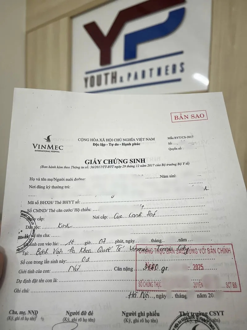 Giấy chứng sinh là tài liệu bắt buộc trong hồ sơ làm giấy khai sinh