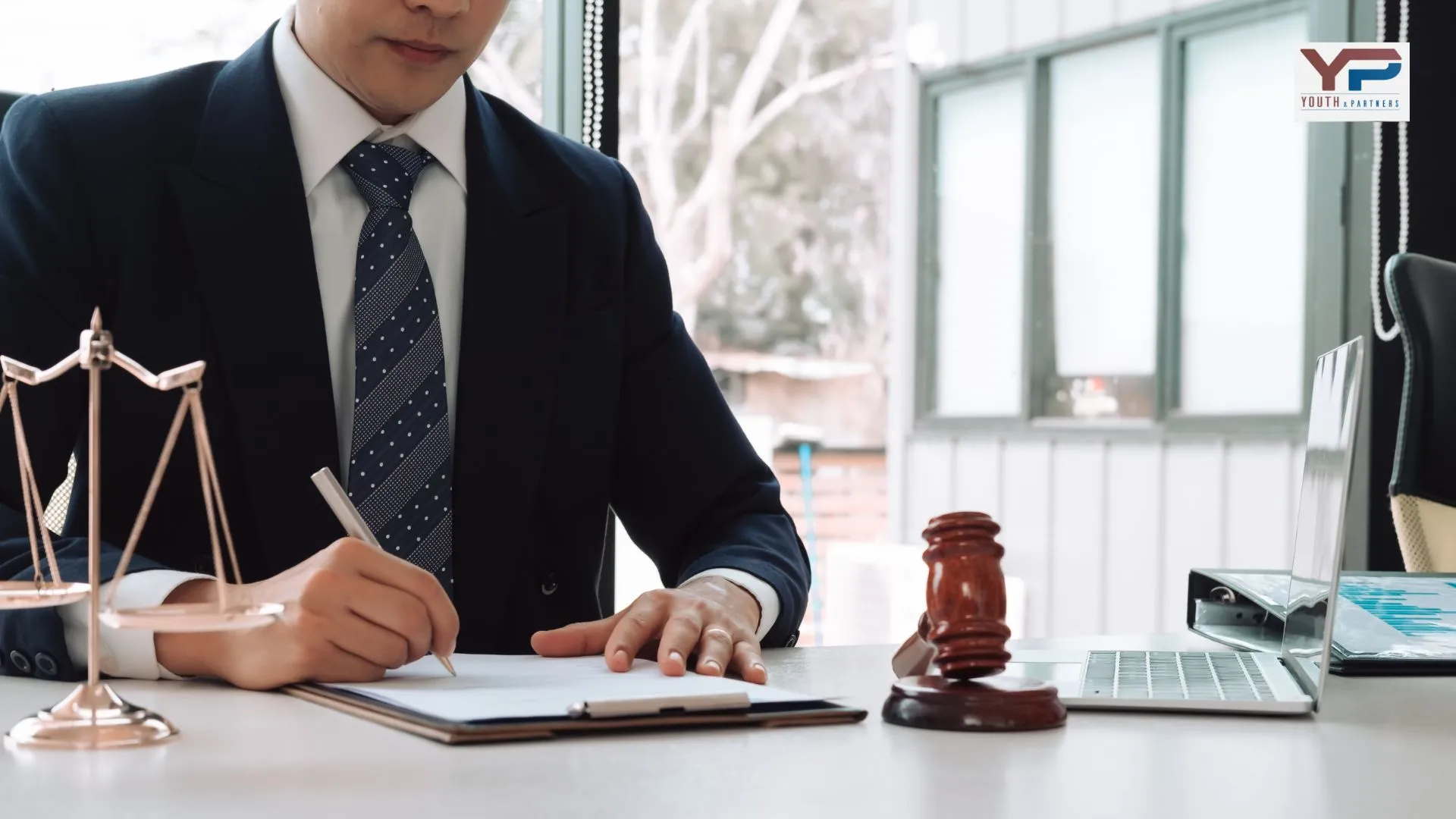 Luật sư sẽ tư vấn thừa kế, di chúc một cách chi tiết