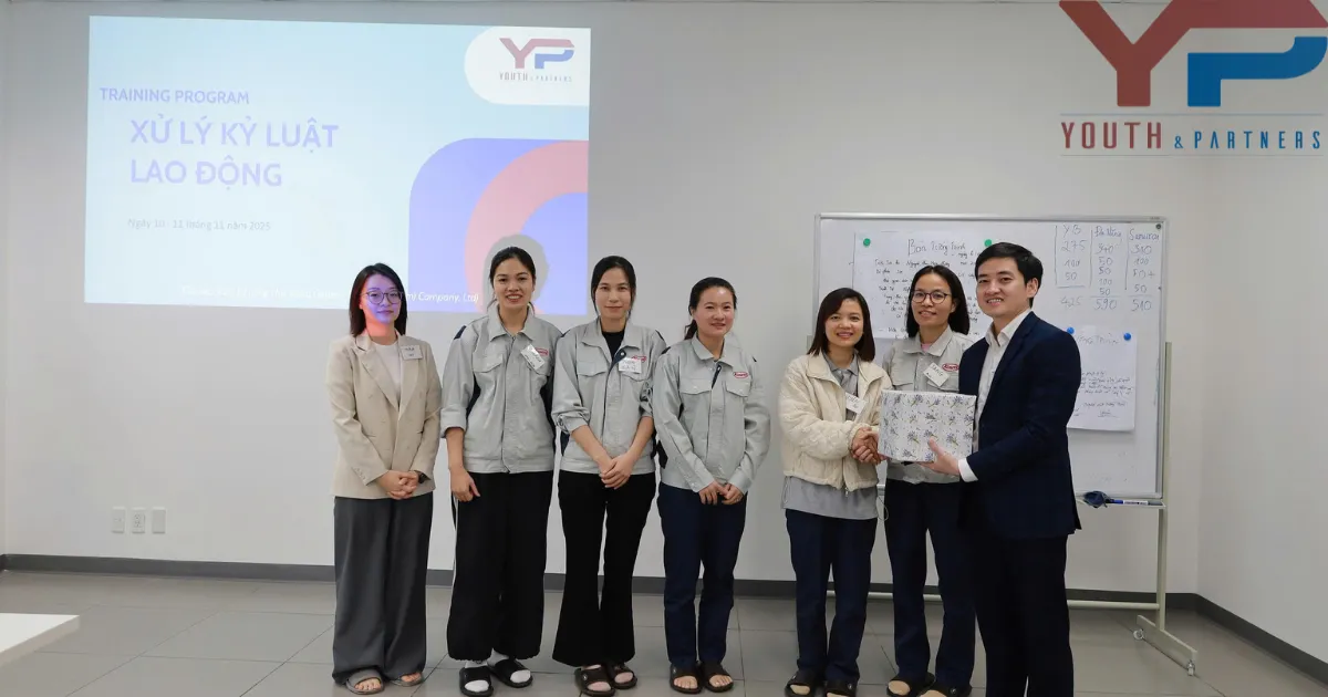 Luật sư thực hiện đào tạo nội bộ nhằm hạn chế rủi ro pháp lý của doanh nghiệp tại Hưng Yên