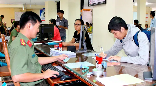 Nhận kết quả làm lý lịch tư pháp tại cơ quan công an