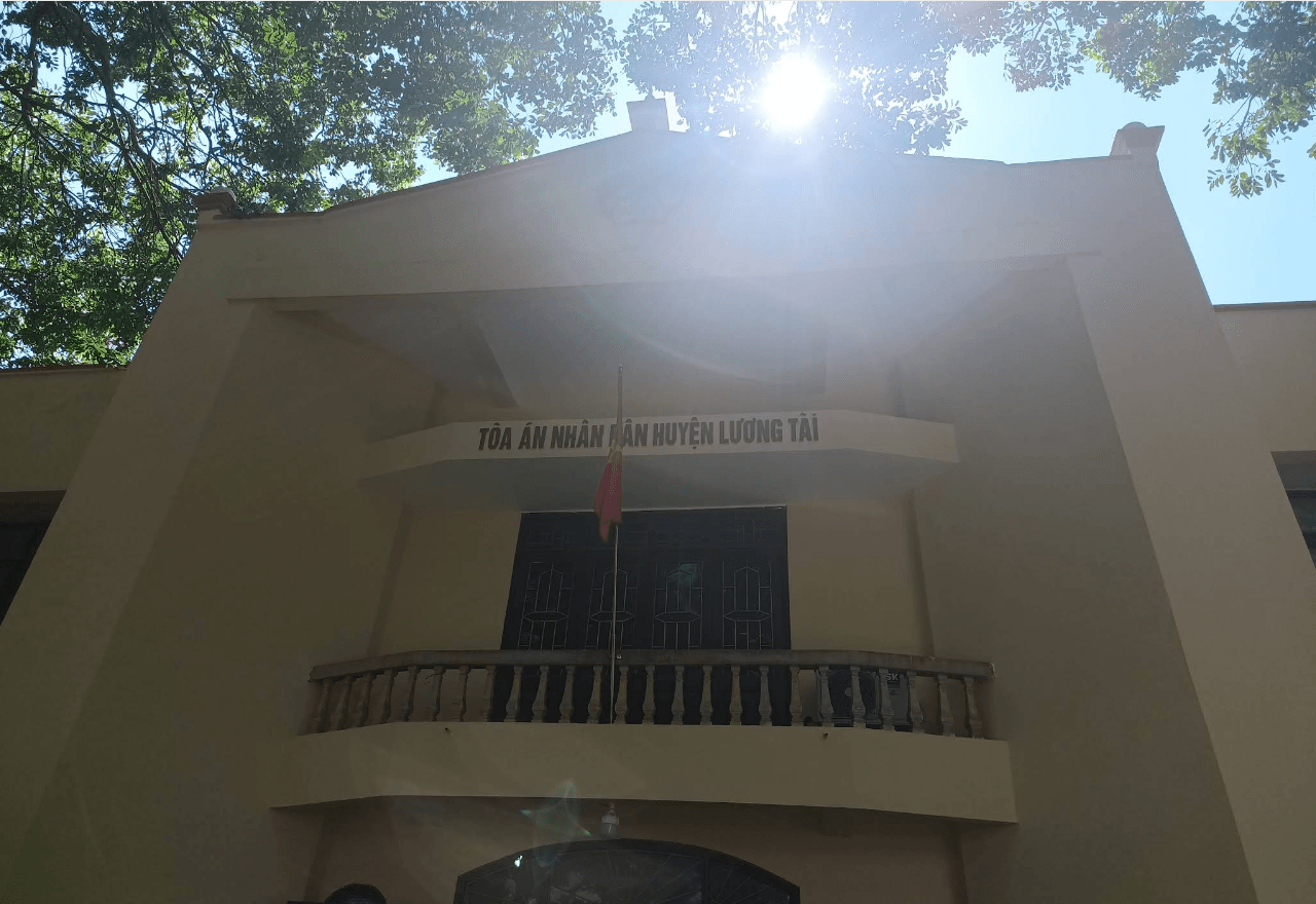 Nộp đơn khởi kiện tại Toà án nhân dân huyện Lương Tài