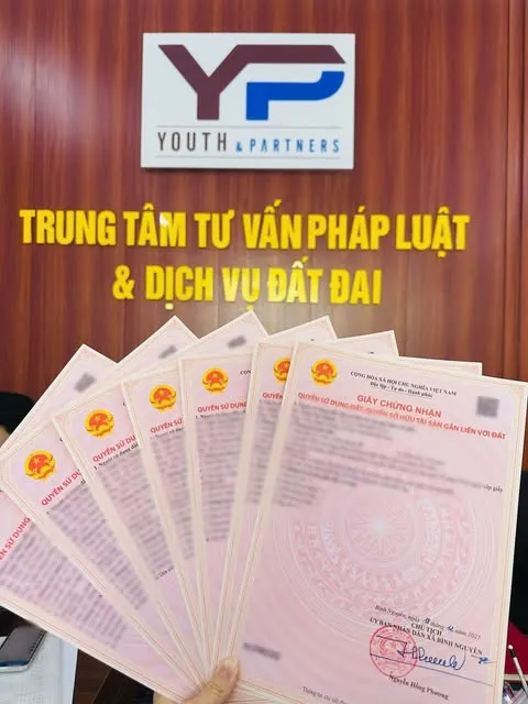 Văn phòng luật sư trả kết quả cho khách hàng