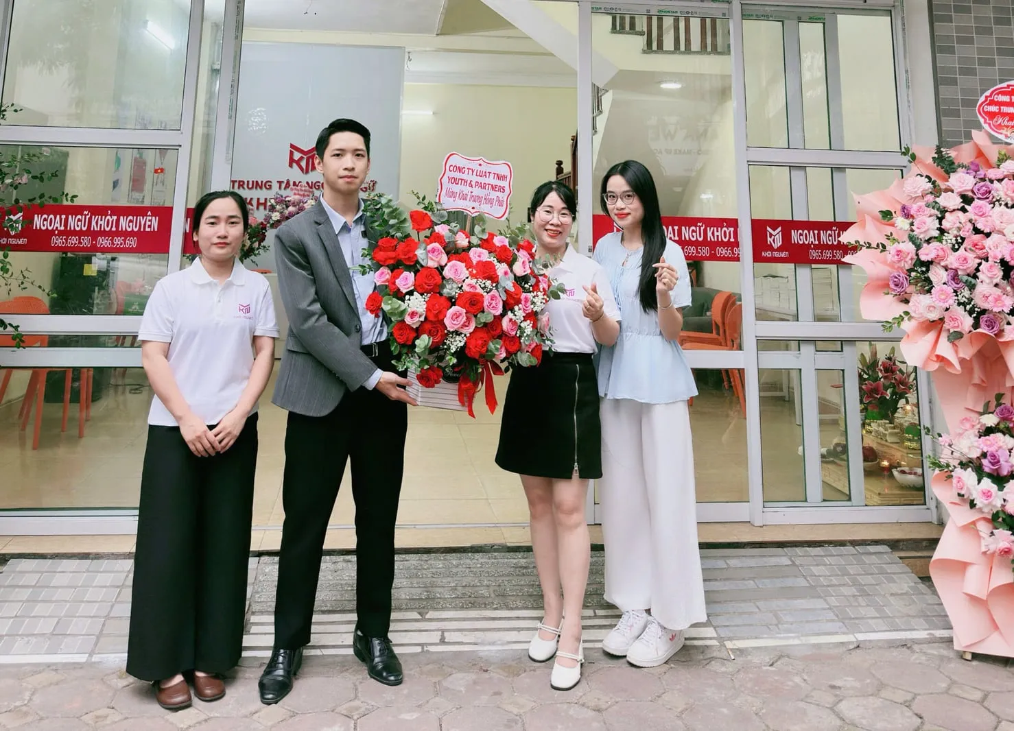 YP hoàn thành dịch vụ làm giấy phép con tại Bắc Ninh và dự lễ khai trương cơ sở của khách hàng