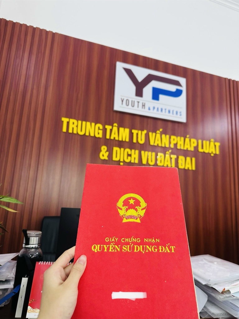 Có giấy chứng nhận để đáp ứng điều kiện thừa kế quyền sử dụng đất