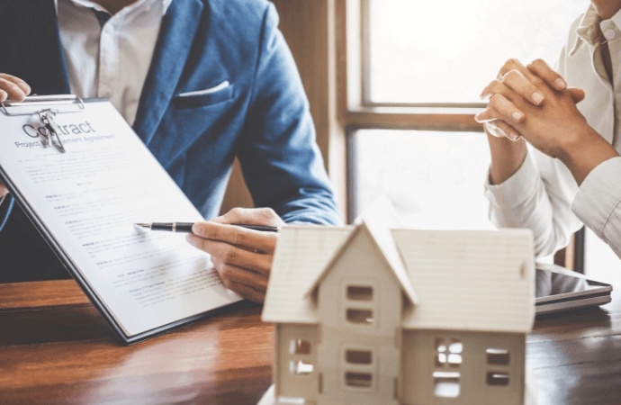 Quy trình minh bạch, đội ngũ tận tâm đem lại dịch pháp lý đất đai vụ tốt nhất cho khách hàng Quy trình minh bạch, đội ngũ tận tâm đem lại dịch vụ pháp lý đất đai tốt nhất cho khách hàng