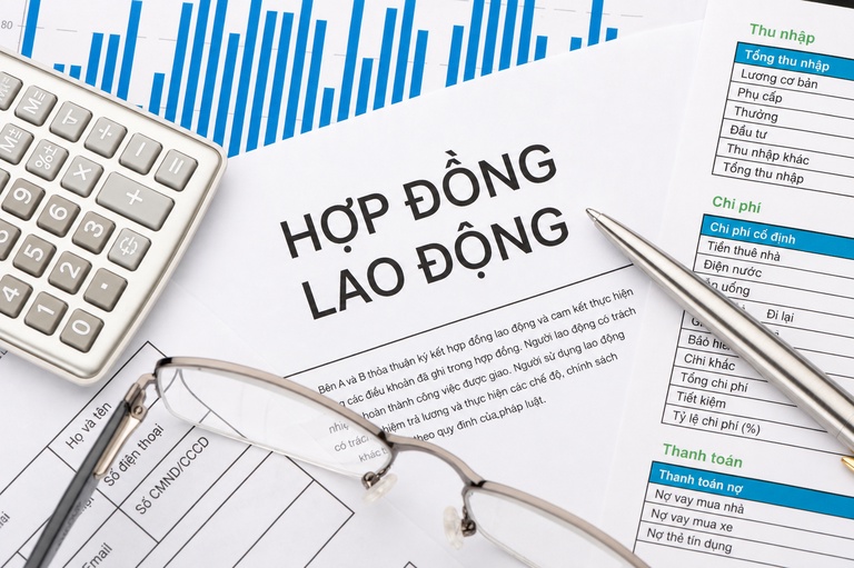 Hồ sơ cần chuẩn bị khi liên hệ luật sư bảo vệ quyền lợi người lao động Hồ sơ cần chuẩn bị khi liên hệ luật sư bảo vệ quyền lợi người lao động