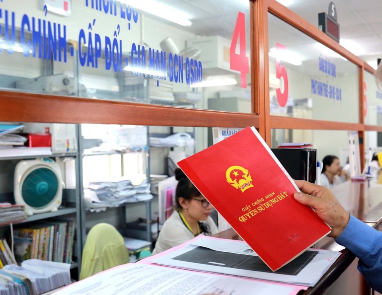 Luật sư đất đai tại xã Cự Đồng thực hiện thủ tục pháp lý đất đai cho khách hàng Luật sư đất đai tại xã Cự Đồng thực hiện thủ tục pháp lý đất đai cho khách hàng