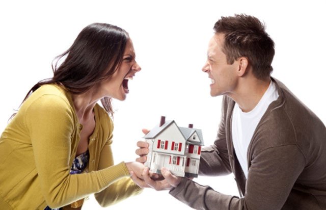Phân chia tài sản khi ly hôn với người nước ngoài