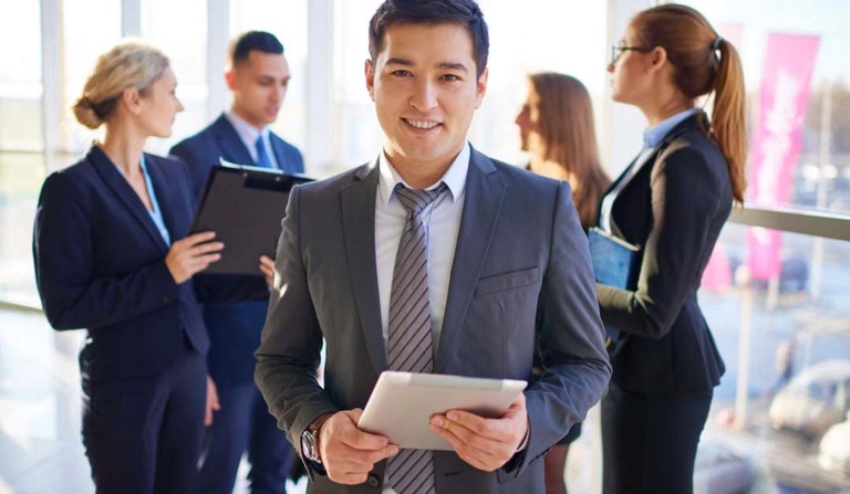 Tại sao doanh nghiệp cần thay đổi người đại diện theo pháp luật