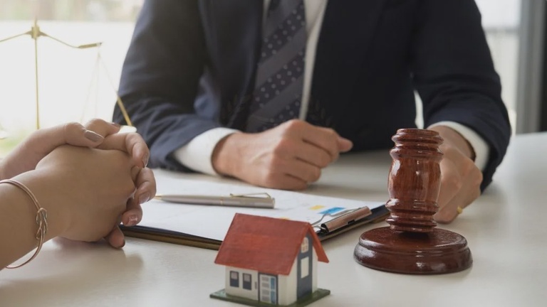 Tư vấn về tranh chấp đất đai hỗ trợ người dân bảo vệ quyền lợi chính đáng Tư vấn về tranh chấp đất đai hỗ trợ người dân bảo vệ quyền lợi chính đáng